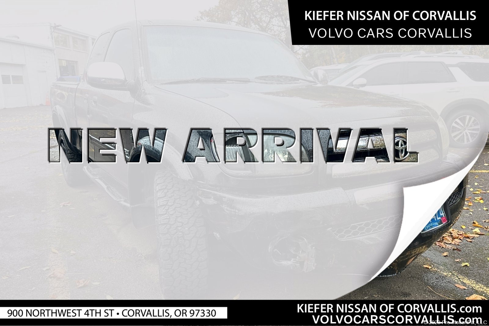 2003 Toyota Tundra SR5's photo