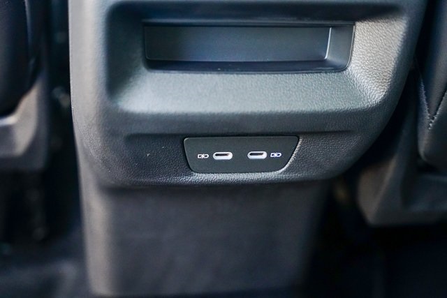 2025 Volkswagen Tiguan SE R-Line Black photo 26