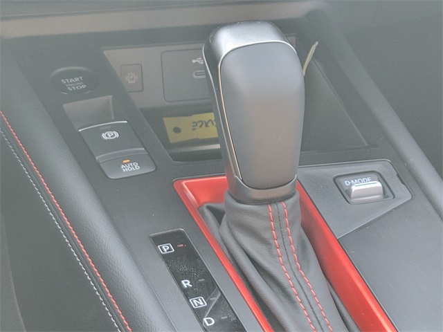 2025 Nissan Kicks SR photo 23