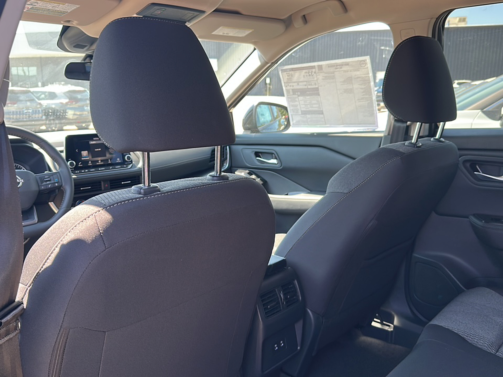 2026 Nissan Rogue SV photo 4