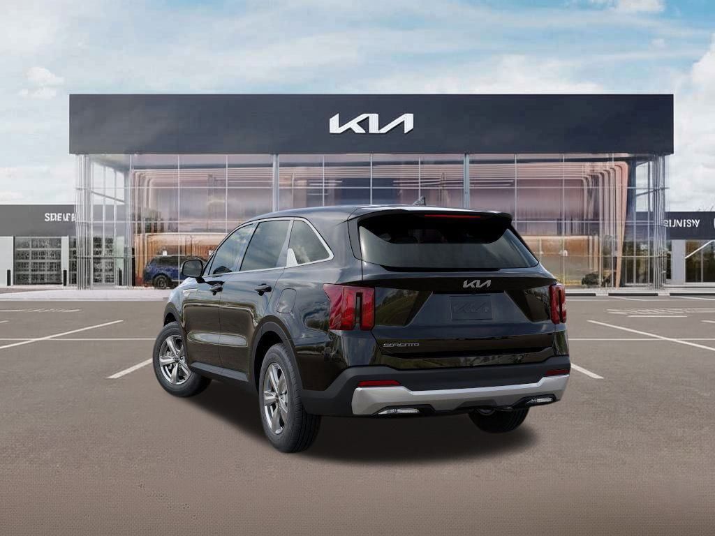 2025 Kia Sorento LX photo 4