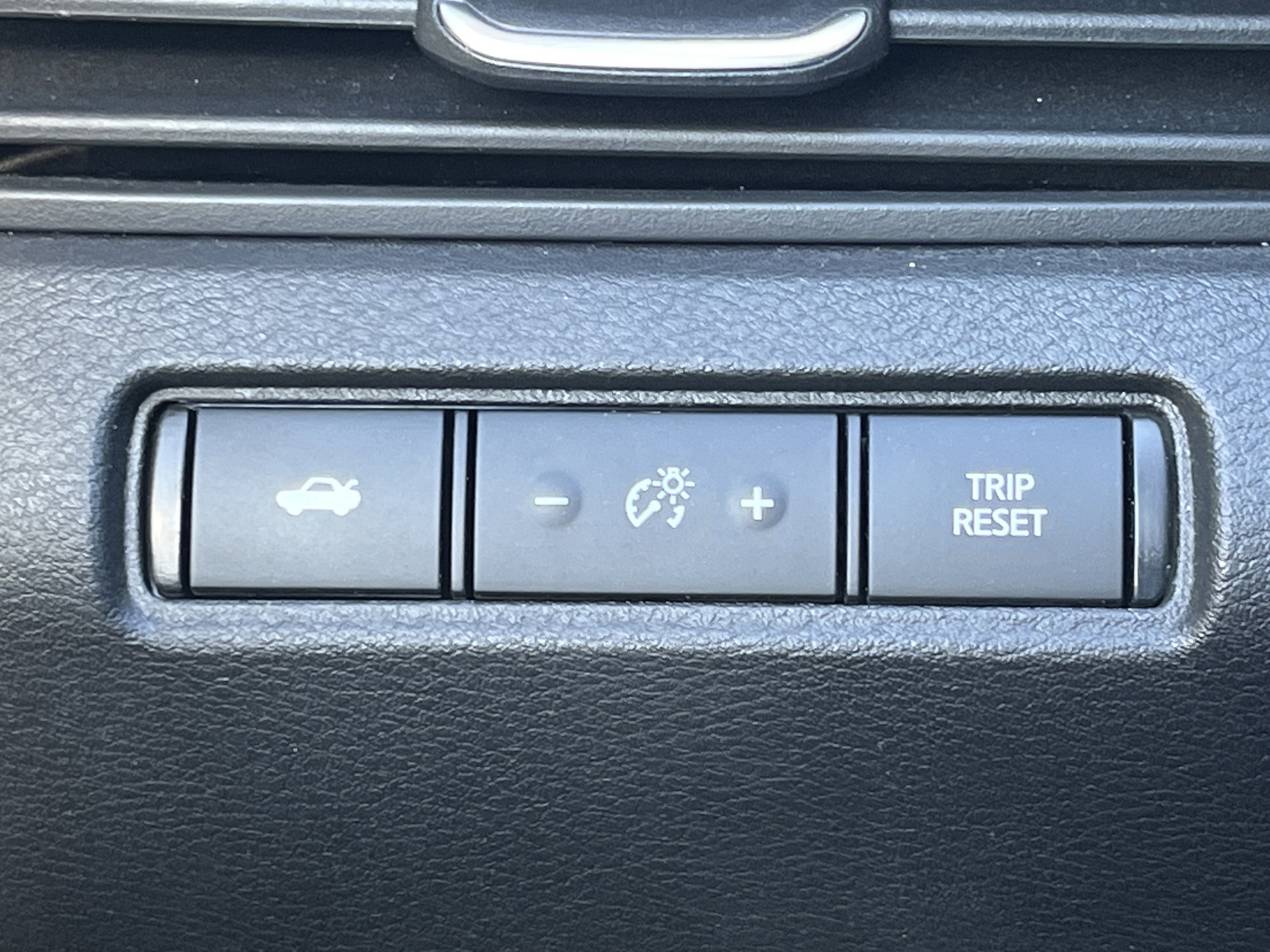 2024 Nissan Altima 2.5 SV photo 4