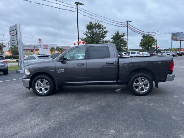 2019 Ram 1500 Classic SLT photo 33