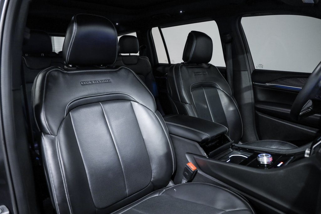 2022 Jeep Grand Cherokee Overland photo 32