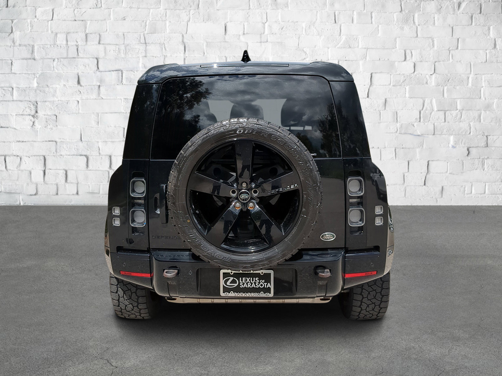 2022 Land Rover Defender X photo 4