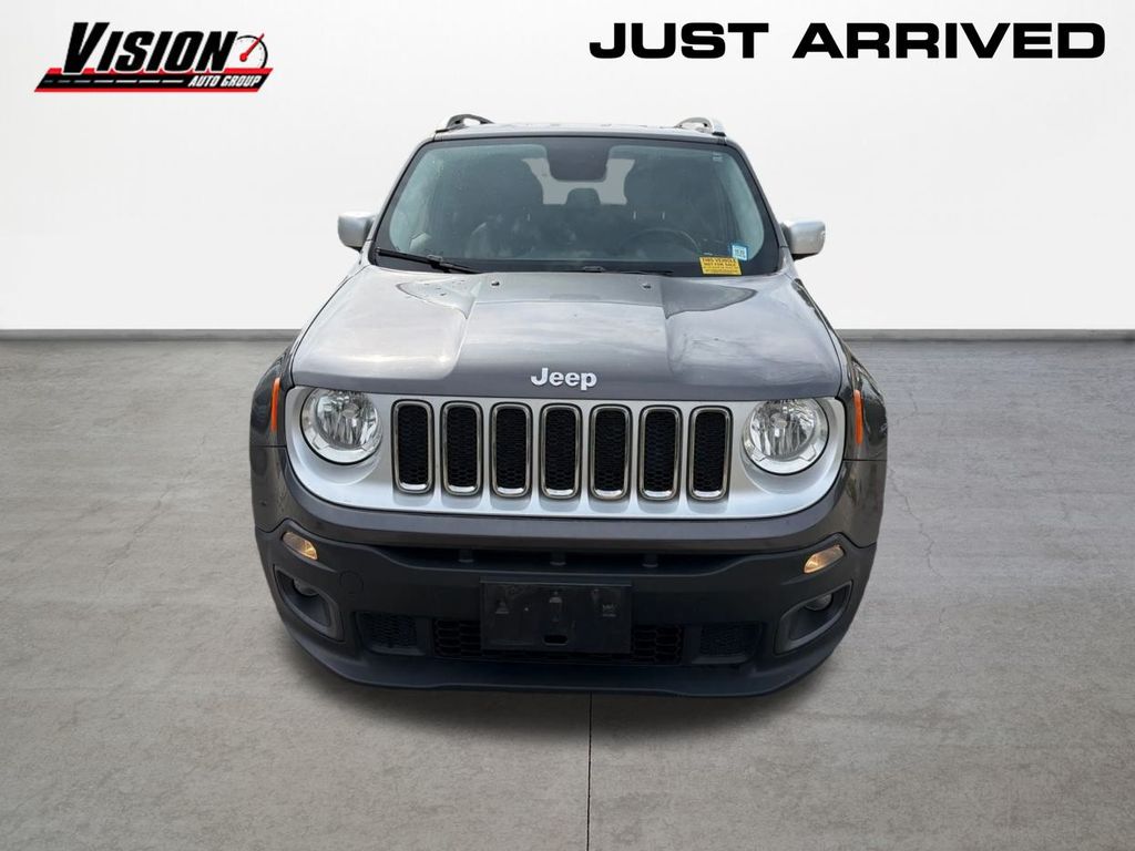 2016 Jeep Renegade Limited photo 2