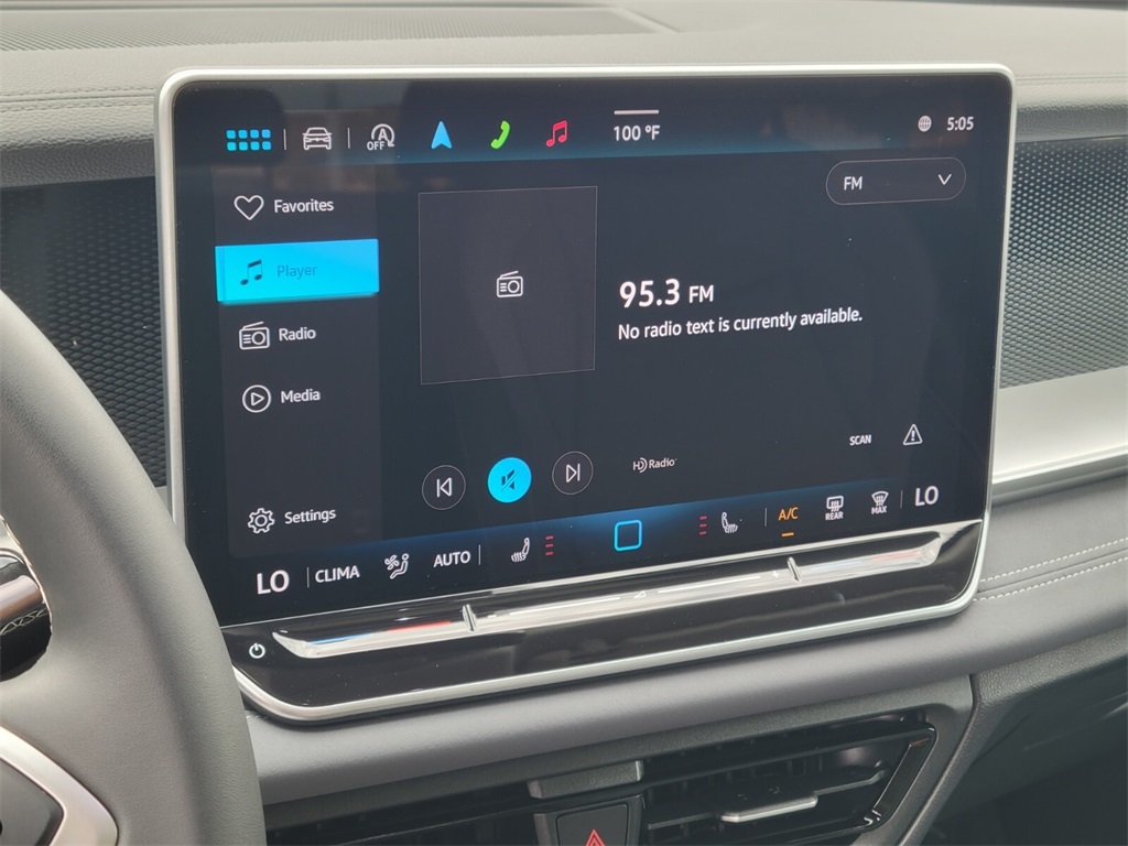 2025 Volkswagen Tiguan SE photo 12