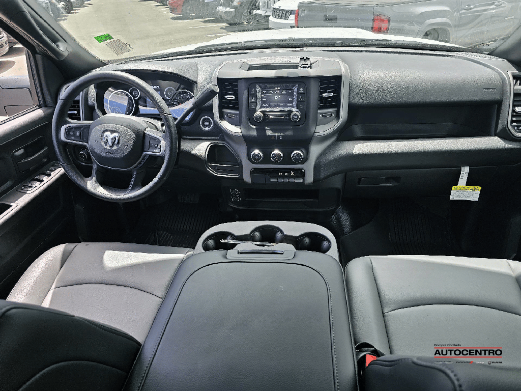 2024 Ram 3500 Tradesman photo 4