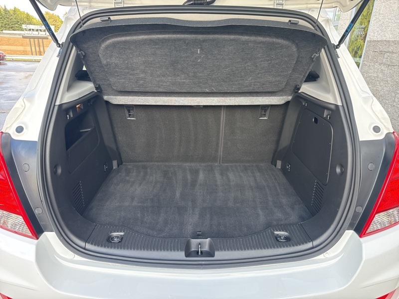 2018 Chevrolet Trax LS photo 31