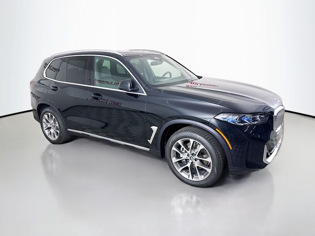 2026 BMW X5 40i's photo