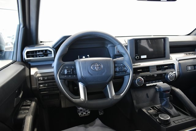2025 Toyota Tacoma TRD Sport photo 13