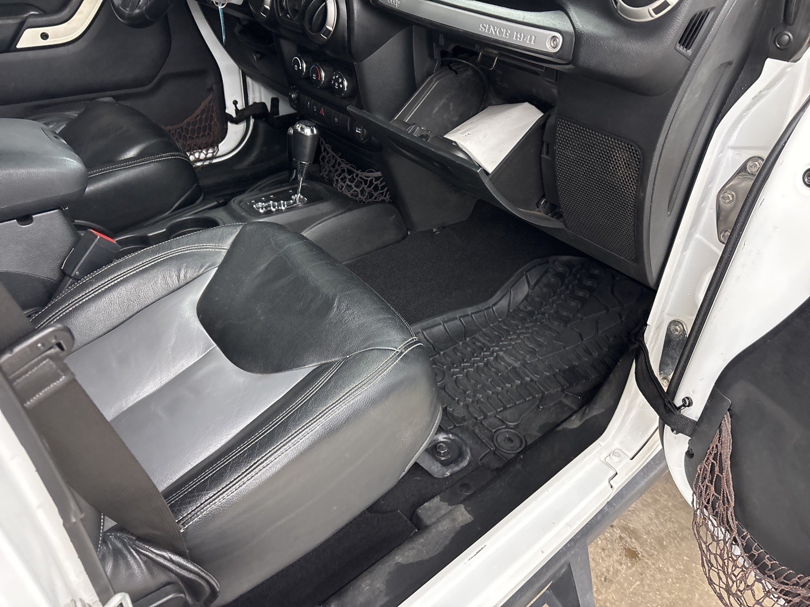 2016 Jeep Wrangler Unlimited Rubicon photo 18