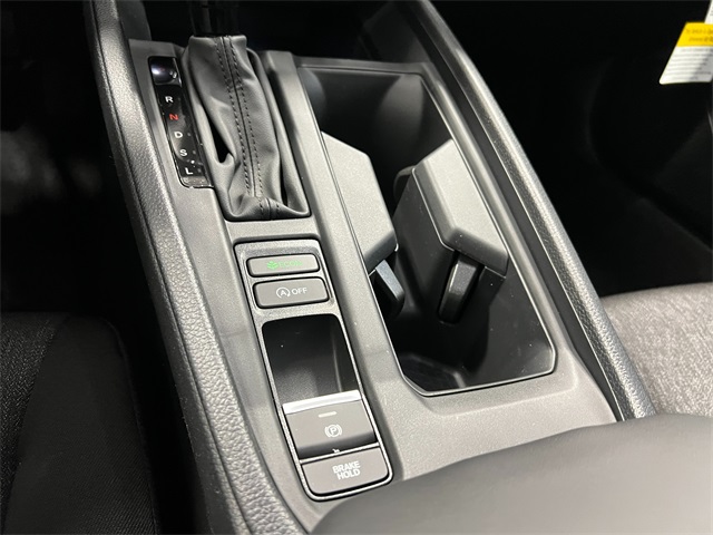 2025 Honda Accord LX photo 18