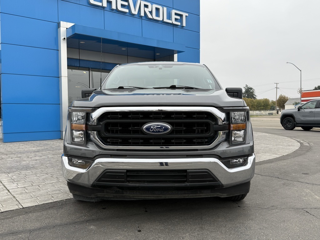 2023 Ford F-150 XLT photo 2