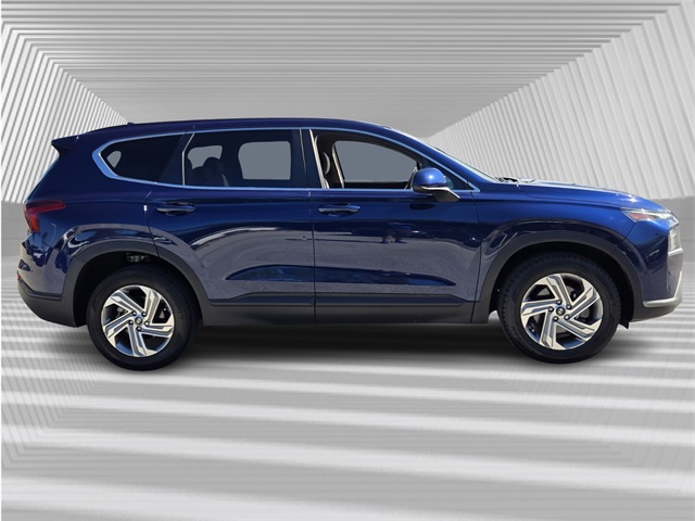 2023 Hyundai Santa Fe SE photo 3