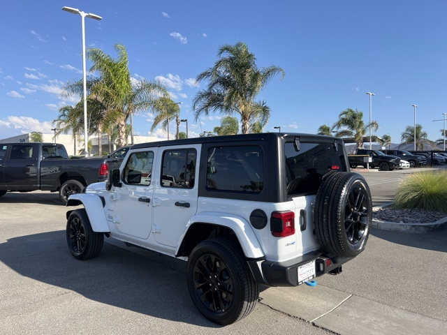2023 Jeep Wrangler Sahara 4xe photo 5