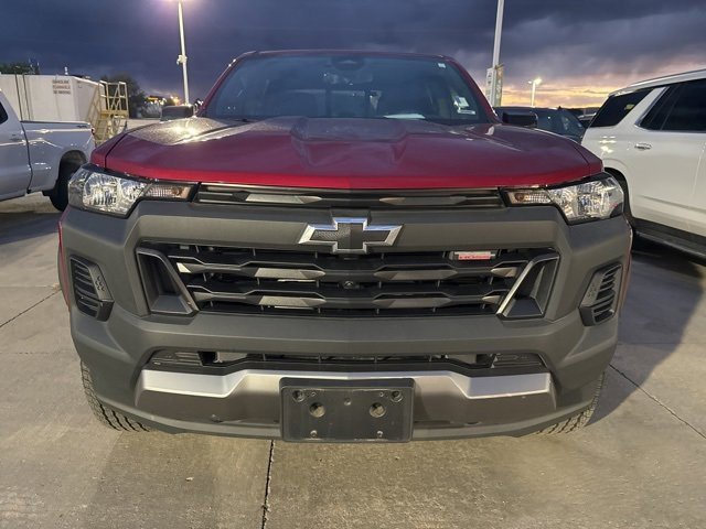 2024 Chevrolet Colorado Trail Boss photo 2