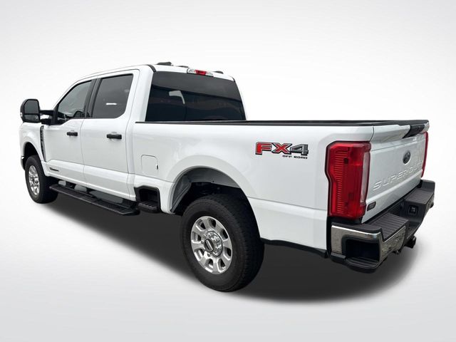 2024 Ford F-250 XLT photo 3