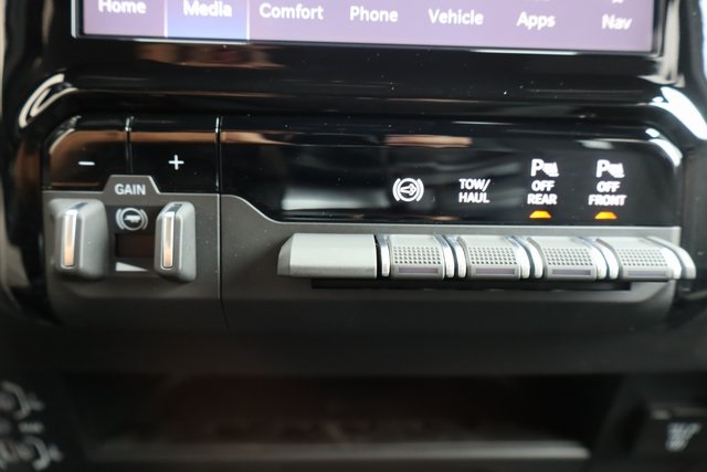 2025 Ram 2500 Tradesman photo 20