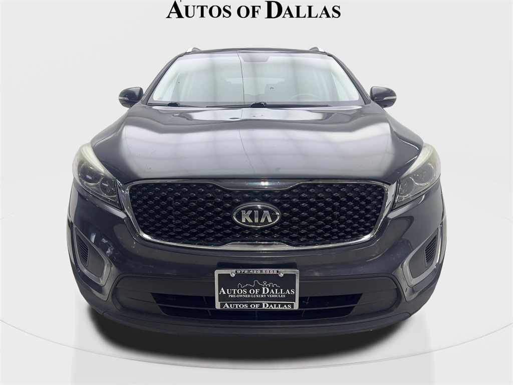 2017 Kia Sorento LX photo 3