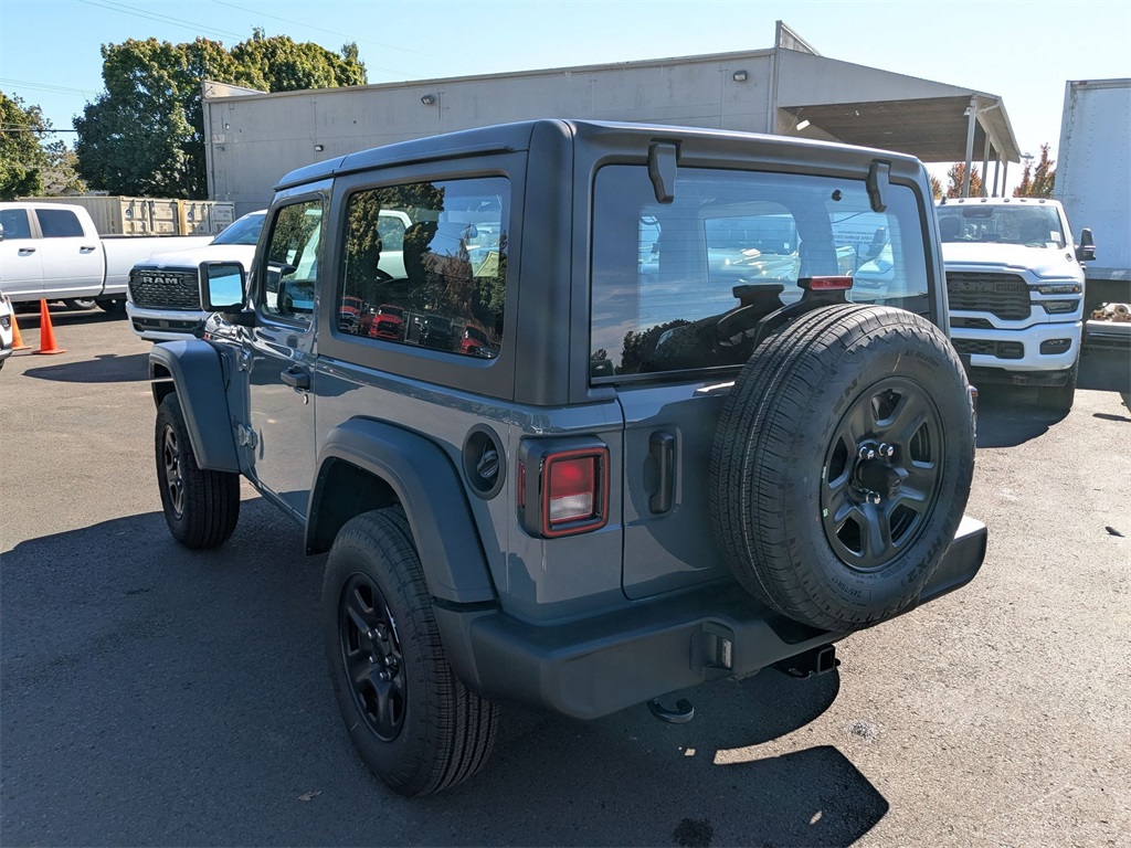 2025 Jeep Wrangler Sport photo 5