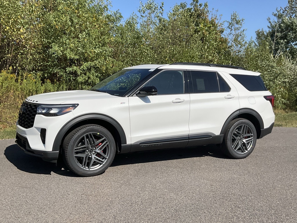 2025 Ford Explorer ST-Line photo 31