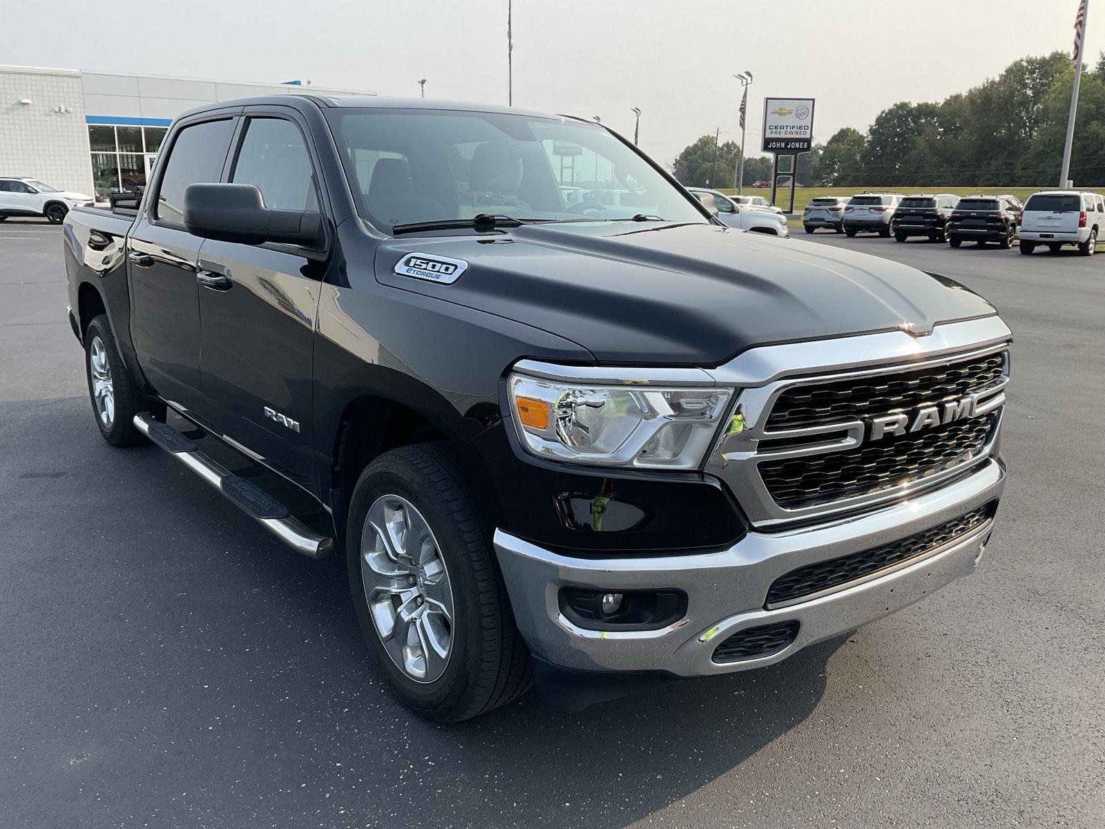 2022 Ram 1500 Big Horn photo 3