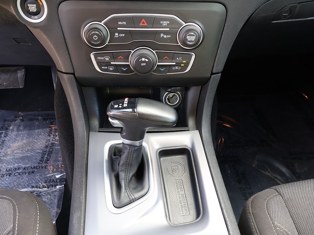 2022 Dodge Charger SXT photo 43