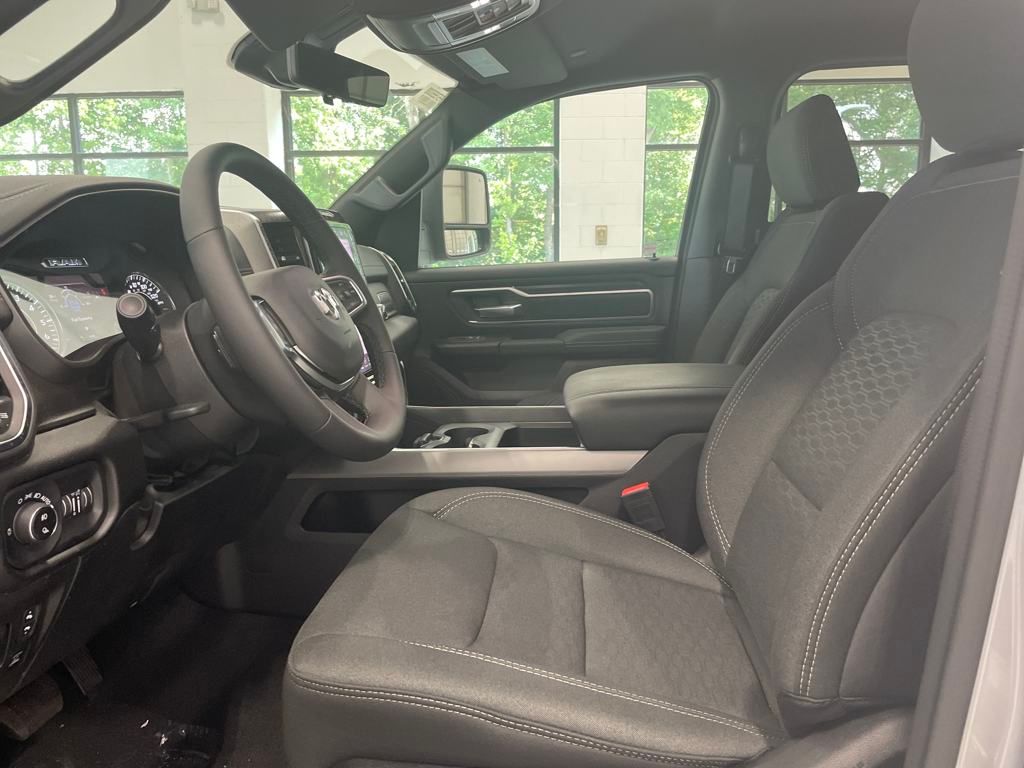 2025 Ram 1500 Big Horn Lone Star photo 3