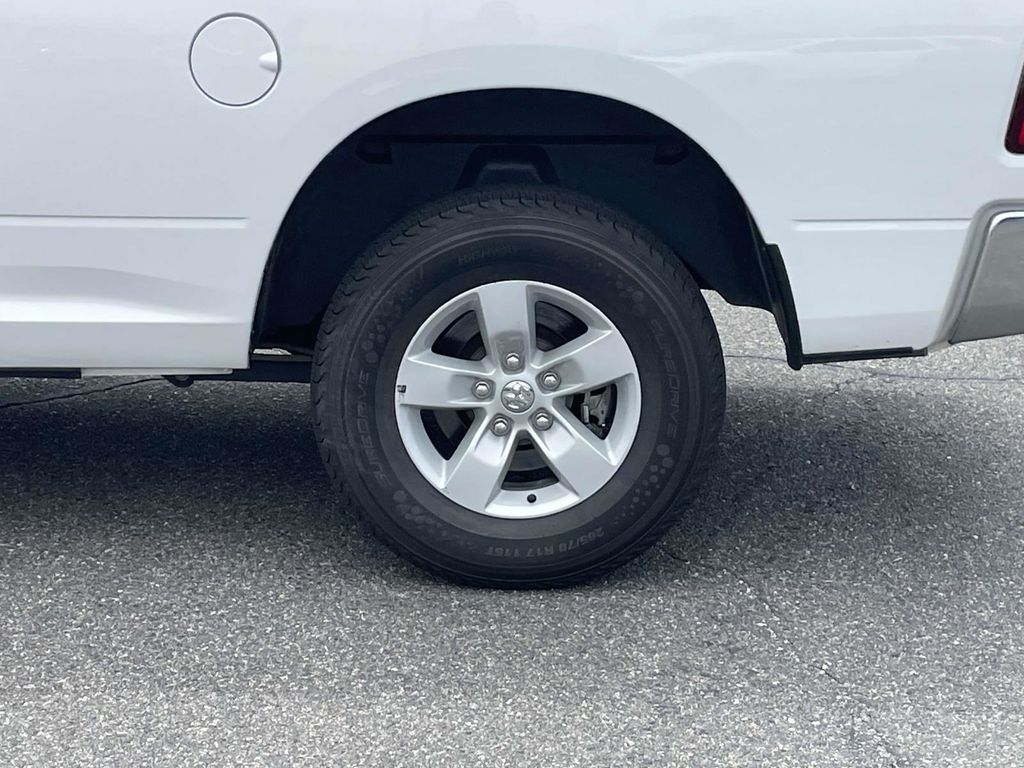 2024 Ram 1500 Classic SLT photo 10