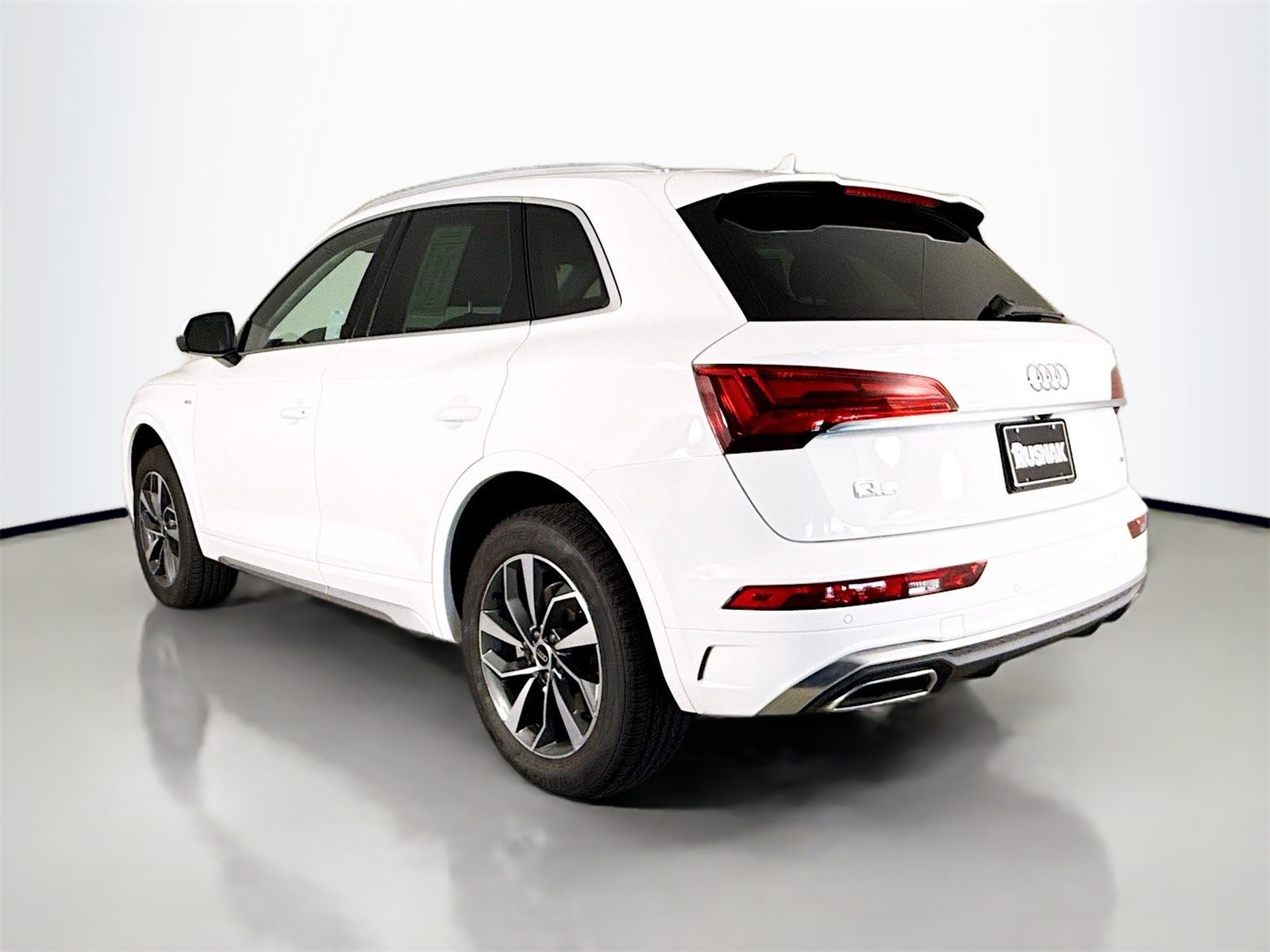 2023 Audi Q5 45 S line Premium photo 5