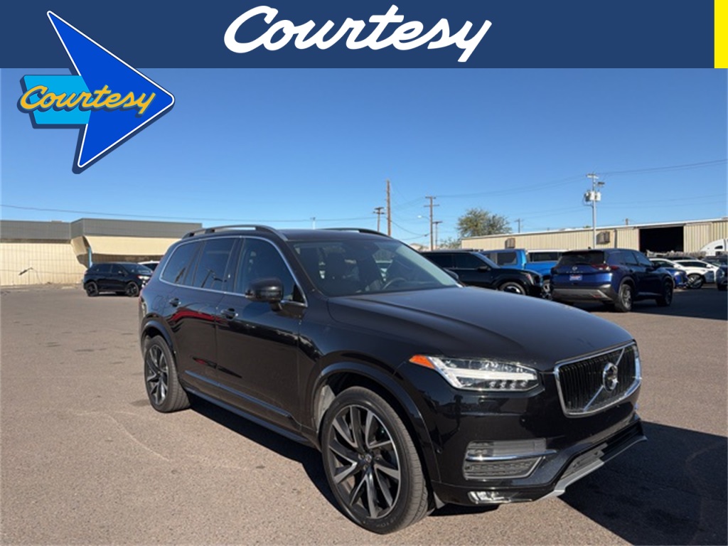 2019 Volvo XC90 Momentum