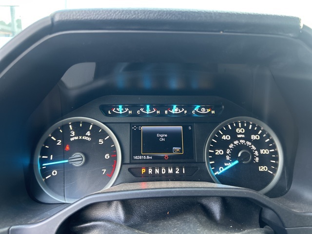 2016 Ford F-150 XLT photo 2