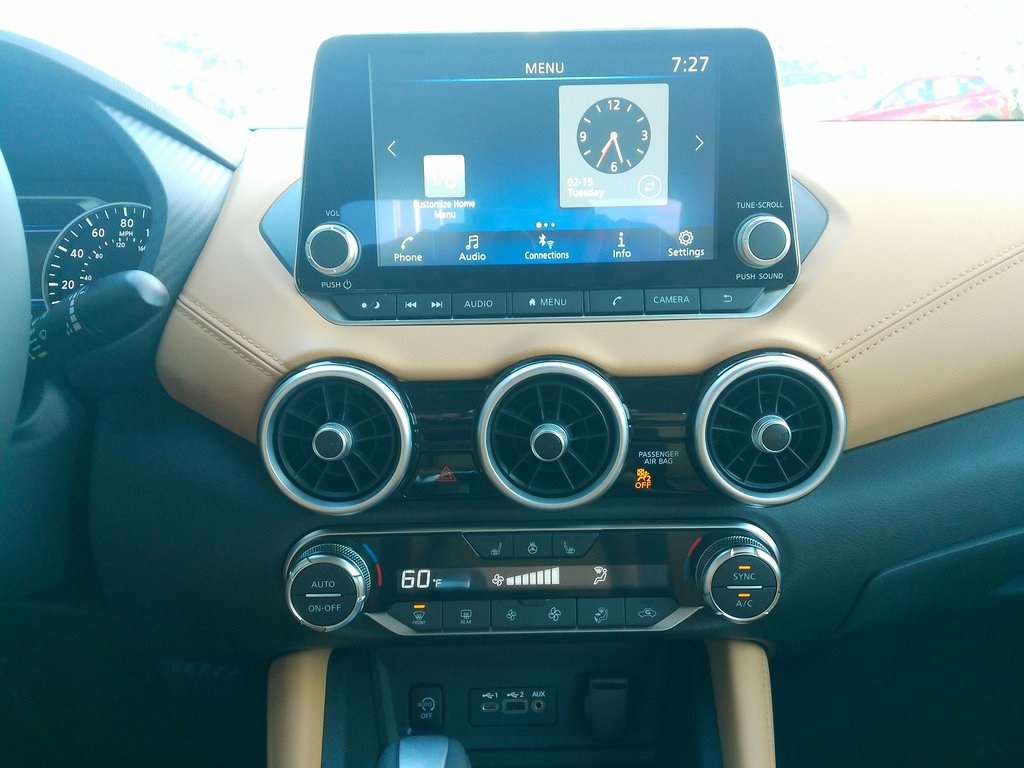 2025 Nissan Sentra SV photo 23