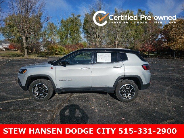 2024 Jeep Compass Trailhawk's photo