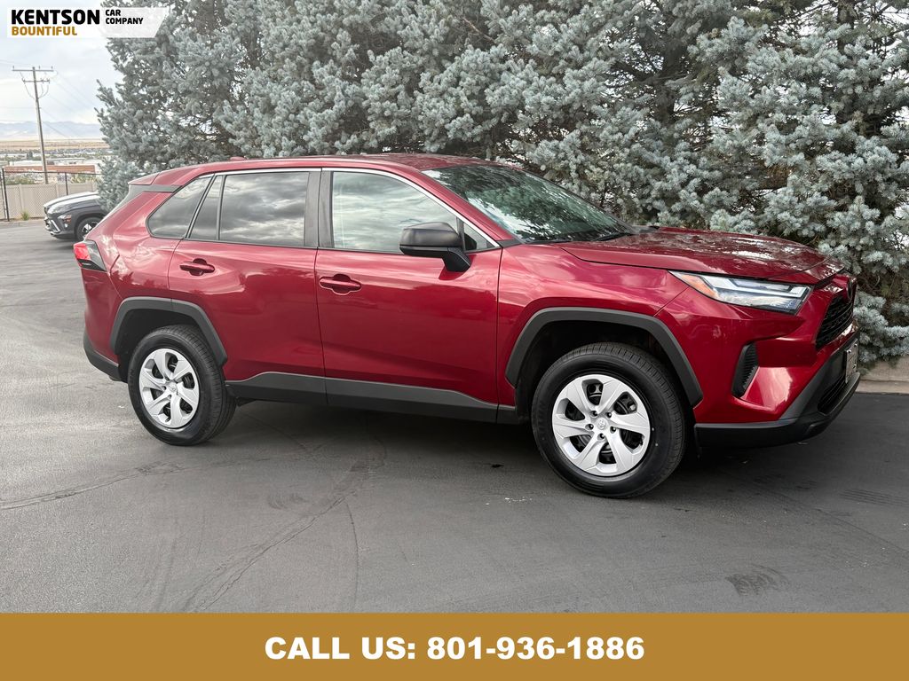 2024 Toyota RAV4 LE photo 11