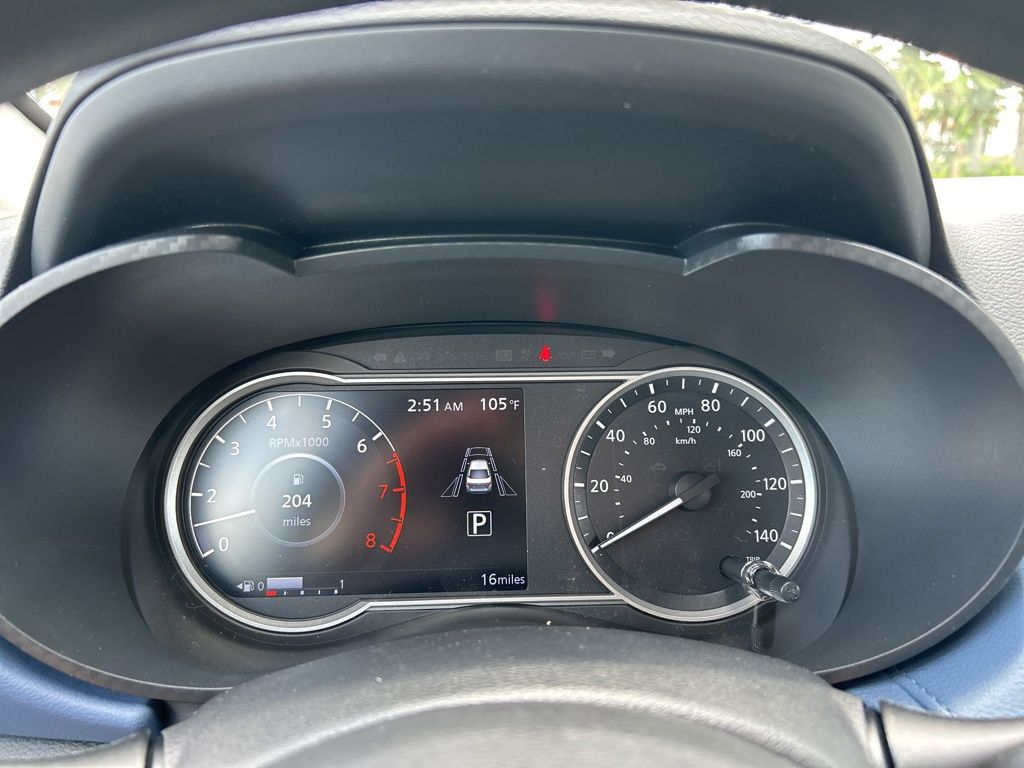2025 Nissan Versa SV photo 16