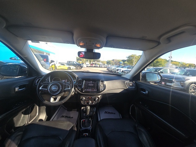 2018 Jeep Compass Limited photo 13