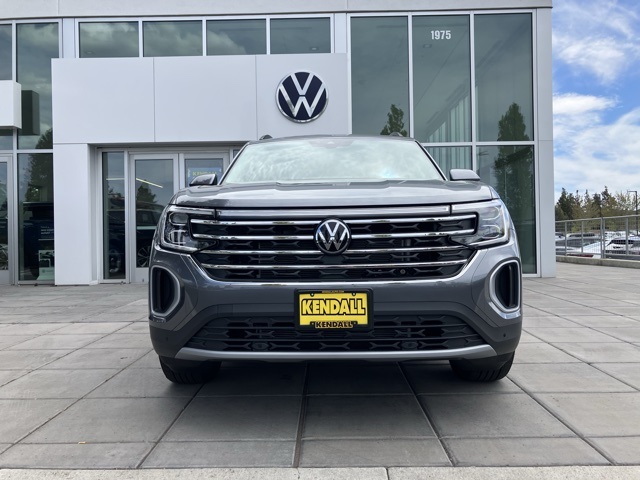 2025 Volkswagen Atlas SE Technology photo 2