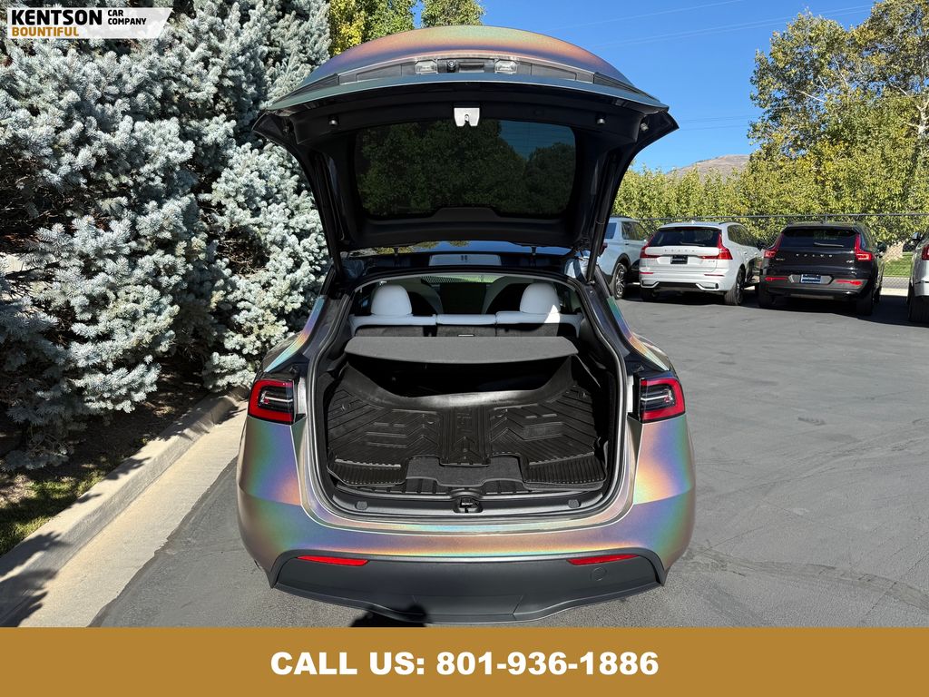 2023 Tesla Model Y Long Range photo 29