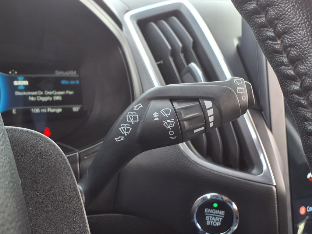2022 Ford Edge Titanium photo 27