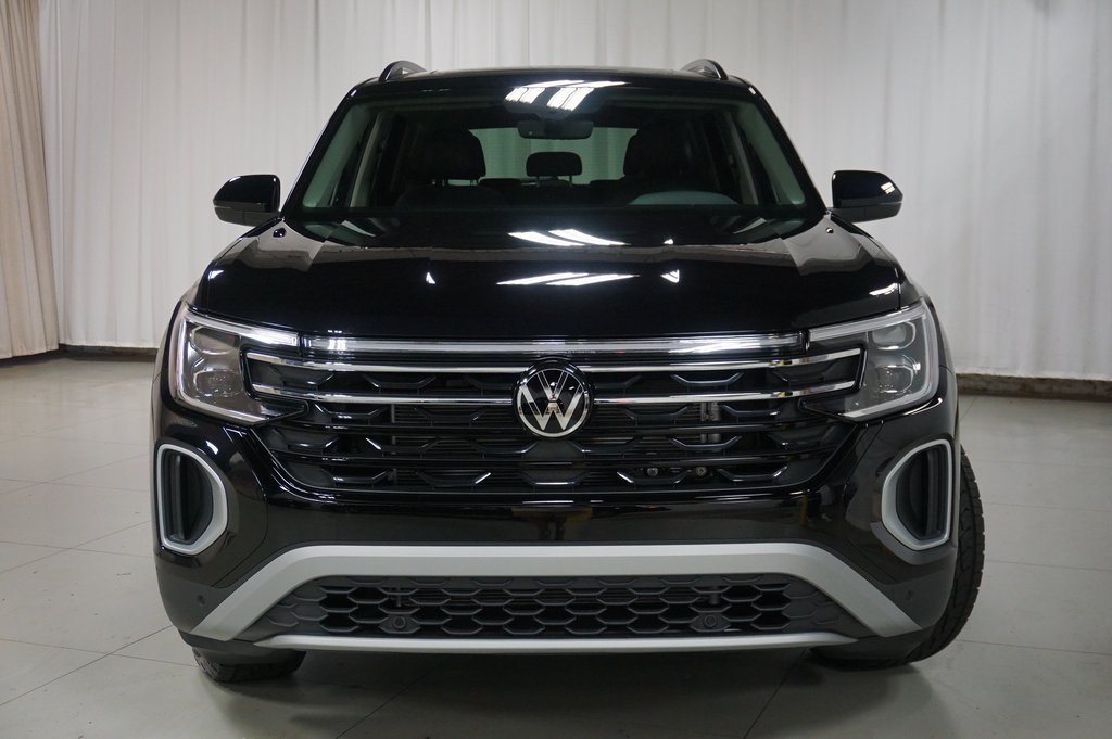 2026 Volkswagen Atlas Peak Edition SE photo 4