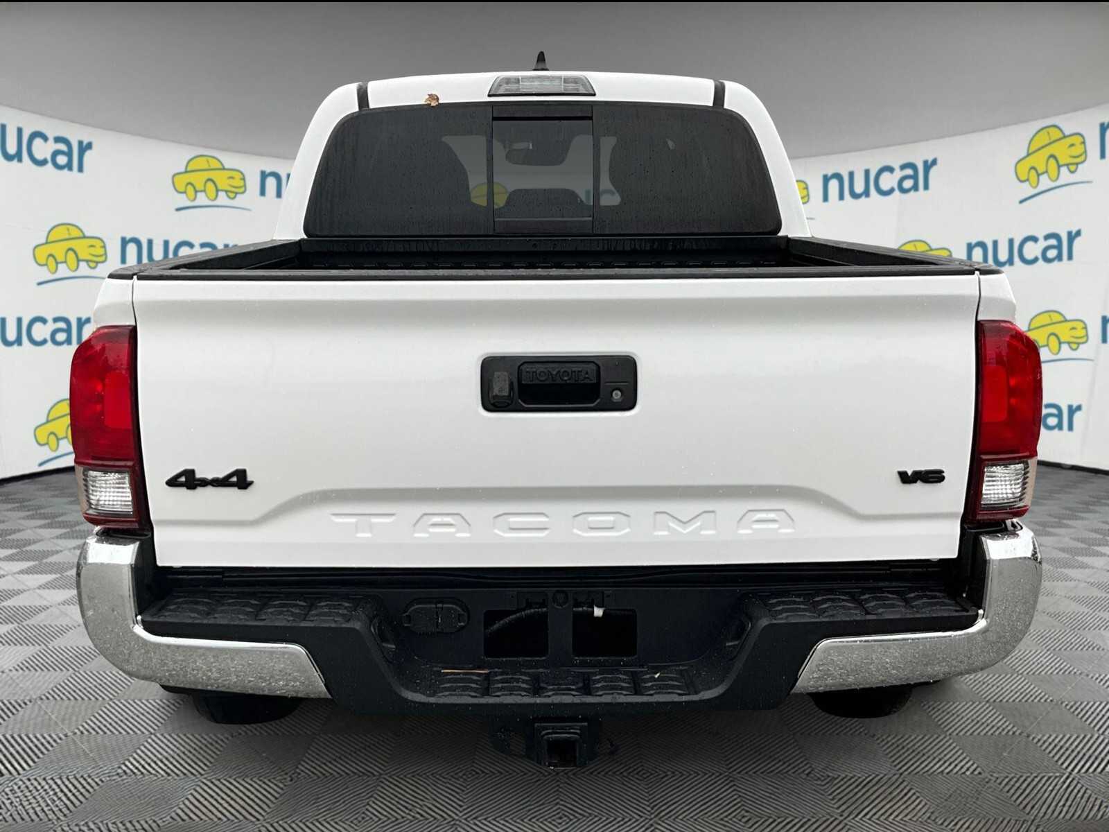 2022 Toyota Tacoma SR5 photo 3