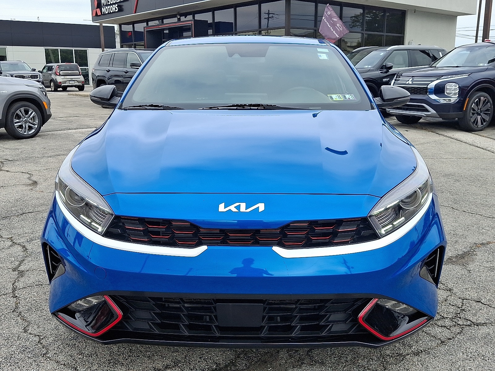 2023 Kia Forte GT-Line photo 2