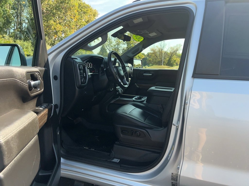 2020 Chevrolet Silverado 1500 RST photo 9