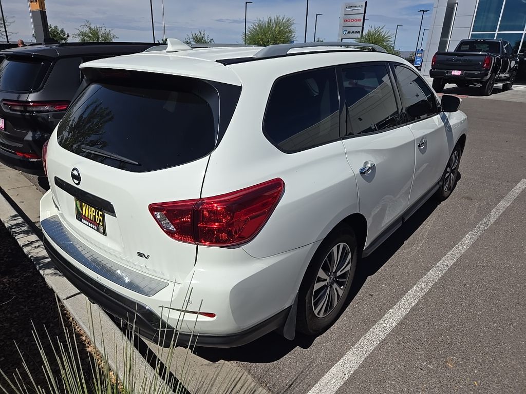 2020 Nissan Pathfinder SV photo 5