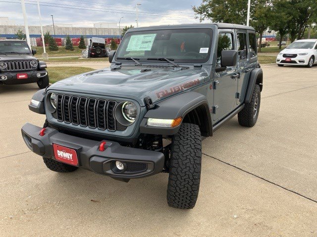 2025 Jeep Wrangler Rubicon photo 3