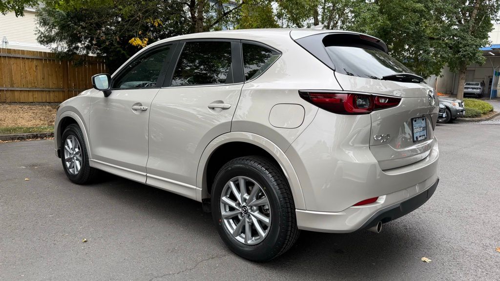 2024 Mazda CX-5 2.5 Select photo 6