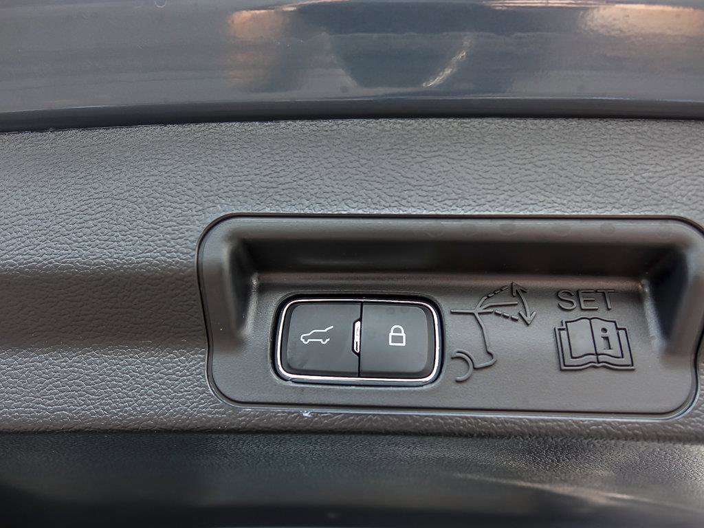 2025 FORD EXPLORER - Image 28