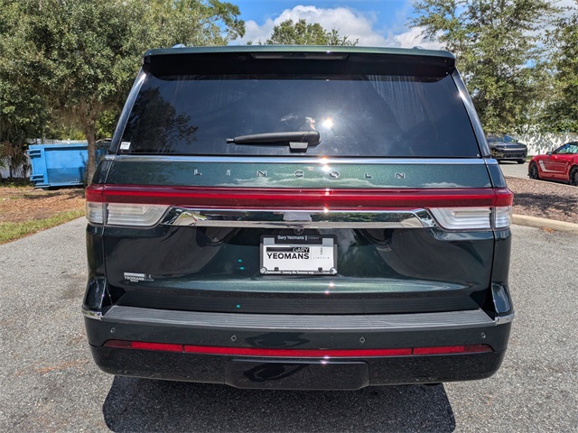 2023 Lincoln Navigator Black Label photo 4